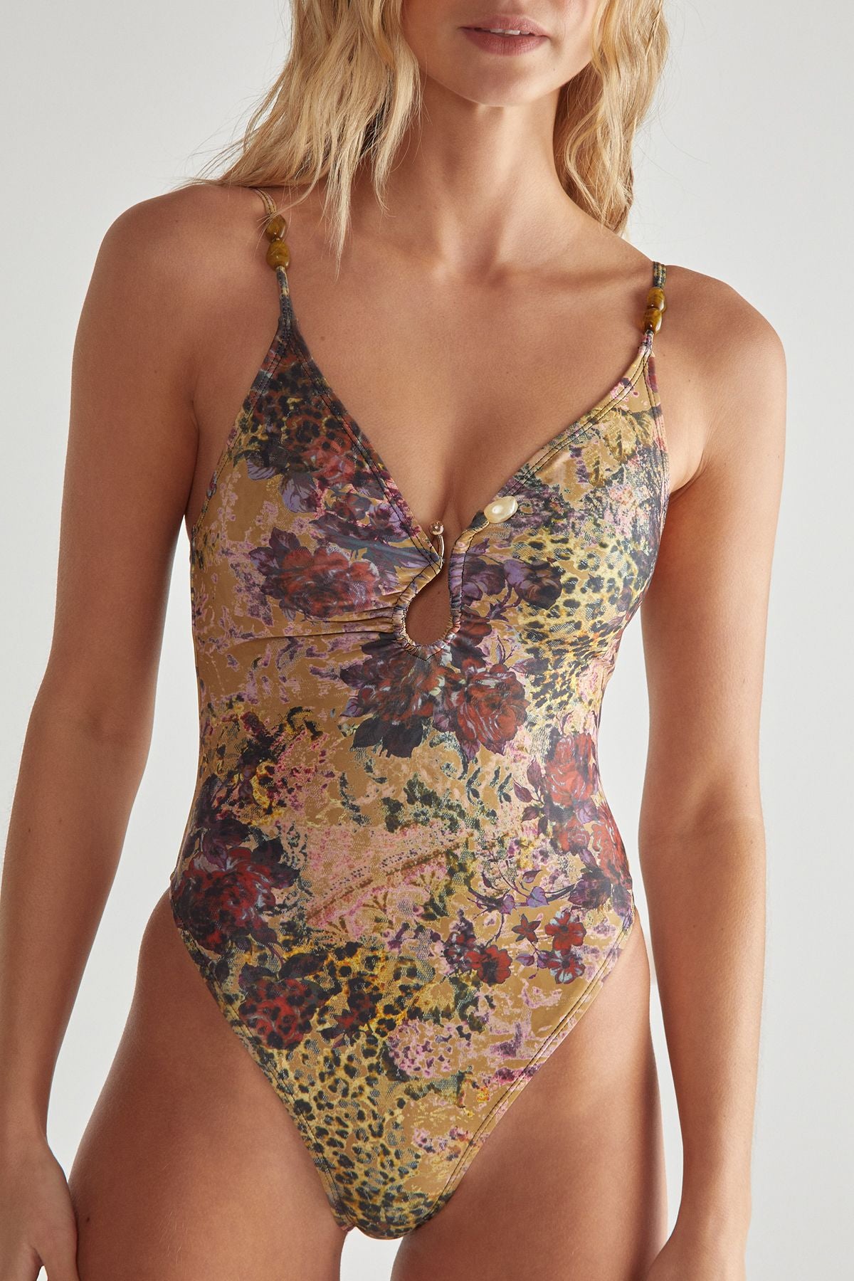 https://mediahub.prettylittlething.com/bgg27168_brown_xl_1