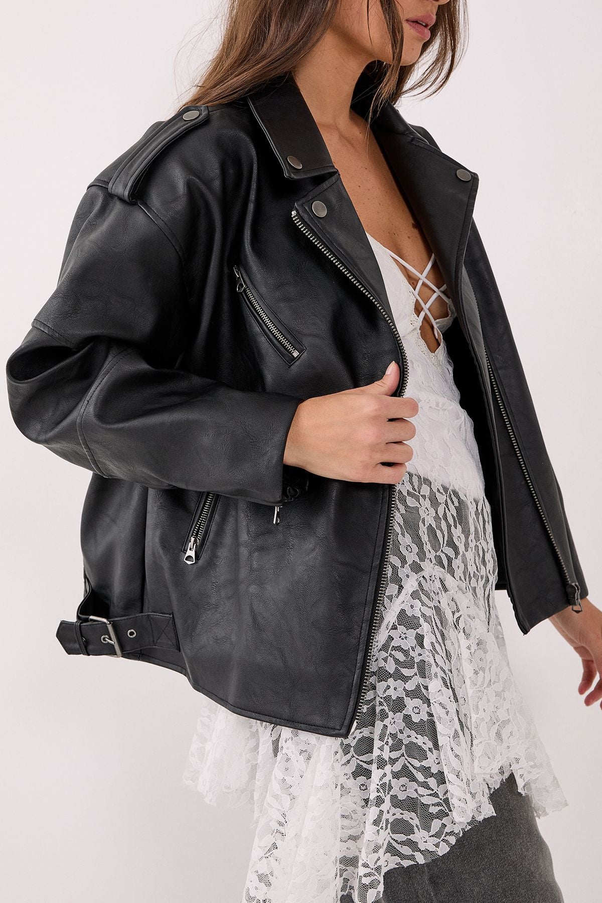 https://mediahub.prettylittlething.com/bgg27245_black_xl_2