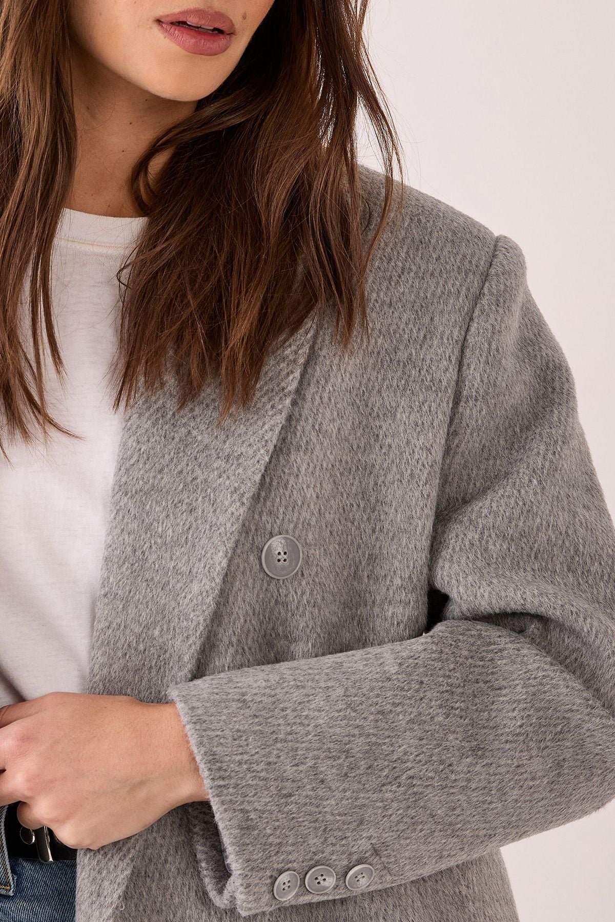 https://mediahub.prettylittlething.com/bgg27254_light%20grey_xl_1
