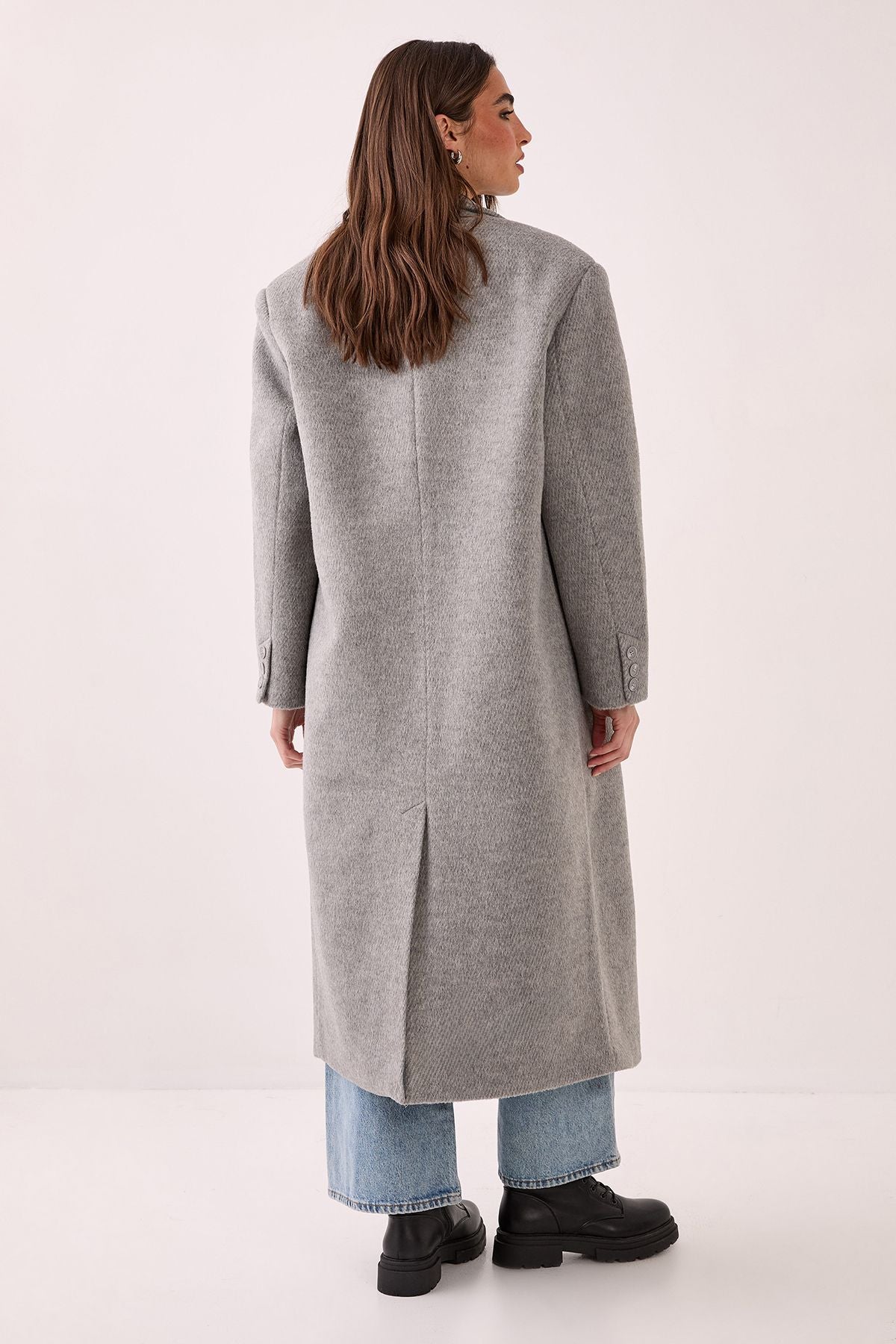 https://mediahub.prettylittlething.com/bgg27254_light%20grey_xl_2