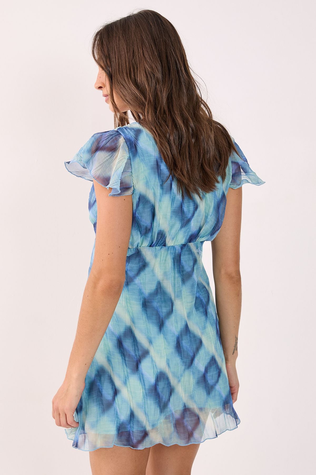 https://mediahub.prettylittlething.com/bgg27329_blue_xl_3