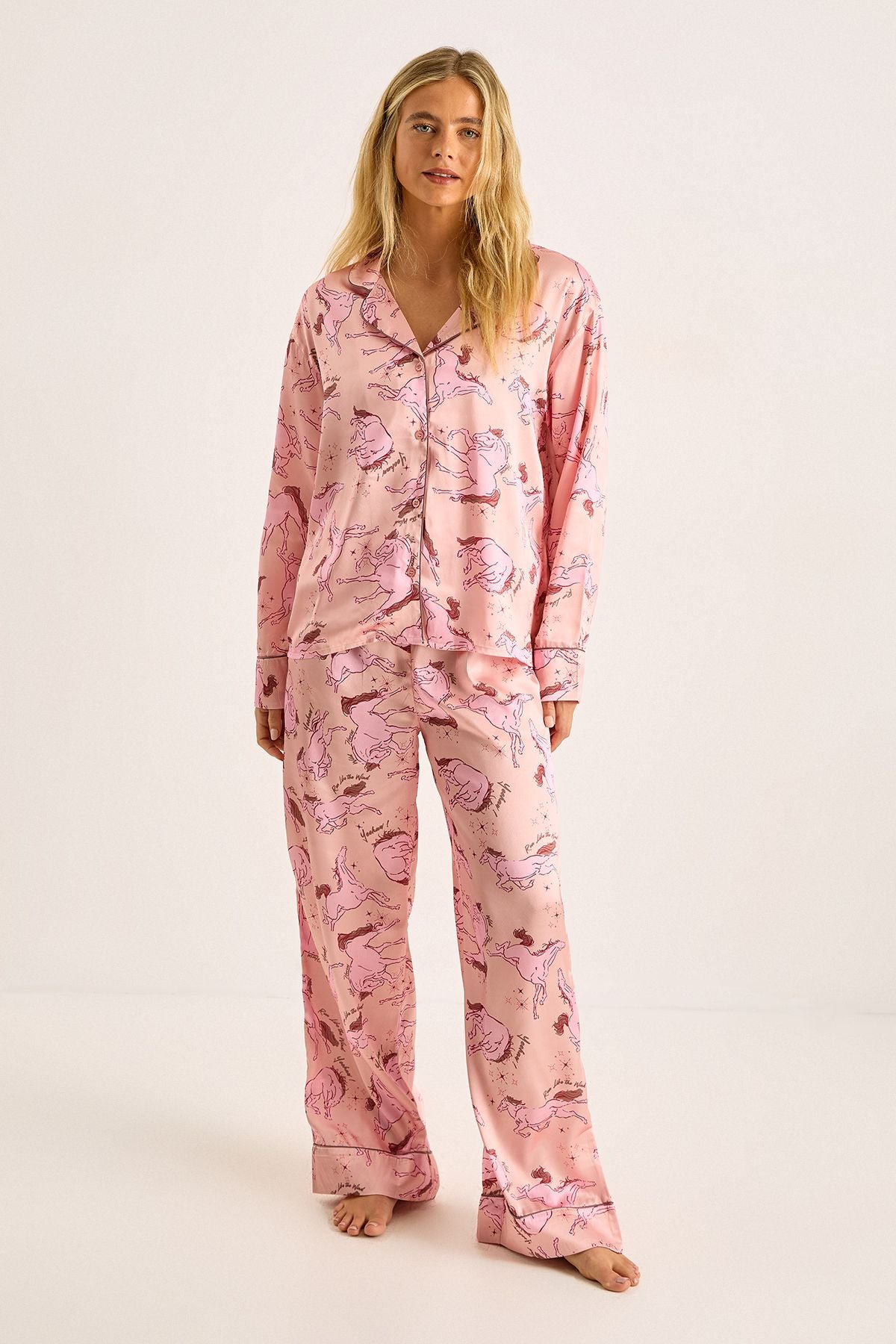 https://mediahub.prettylittlething.com/bgg27363_beige_xl_1