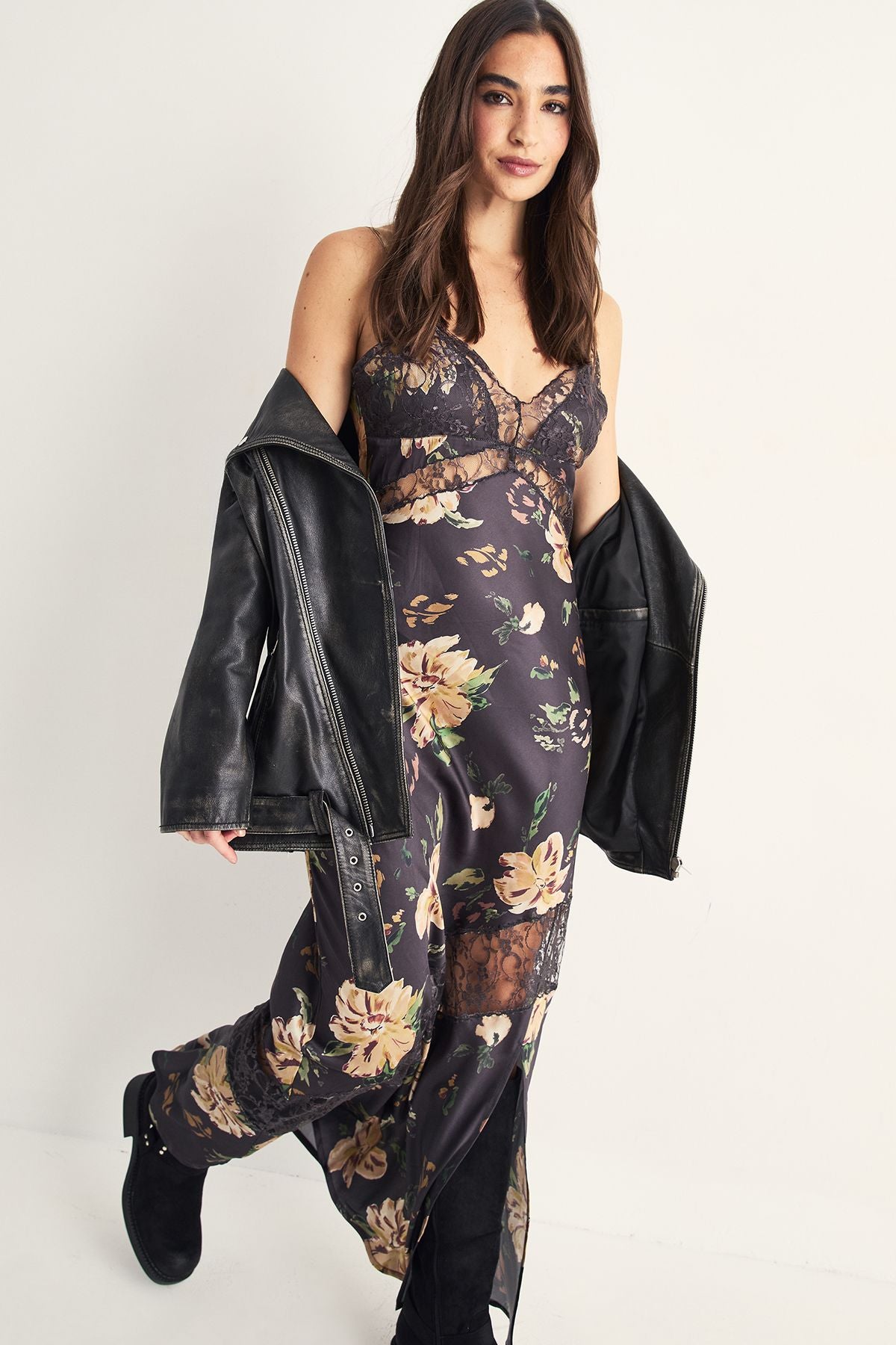 https://mediahub.prettylittlething.com/bgg27617_black_xl