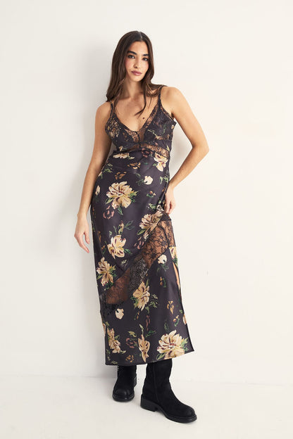 https://mediahub.prettylittlething.com/bgg27617_black_xl_1
