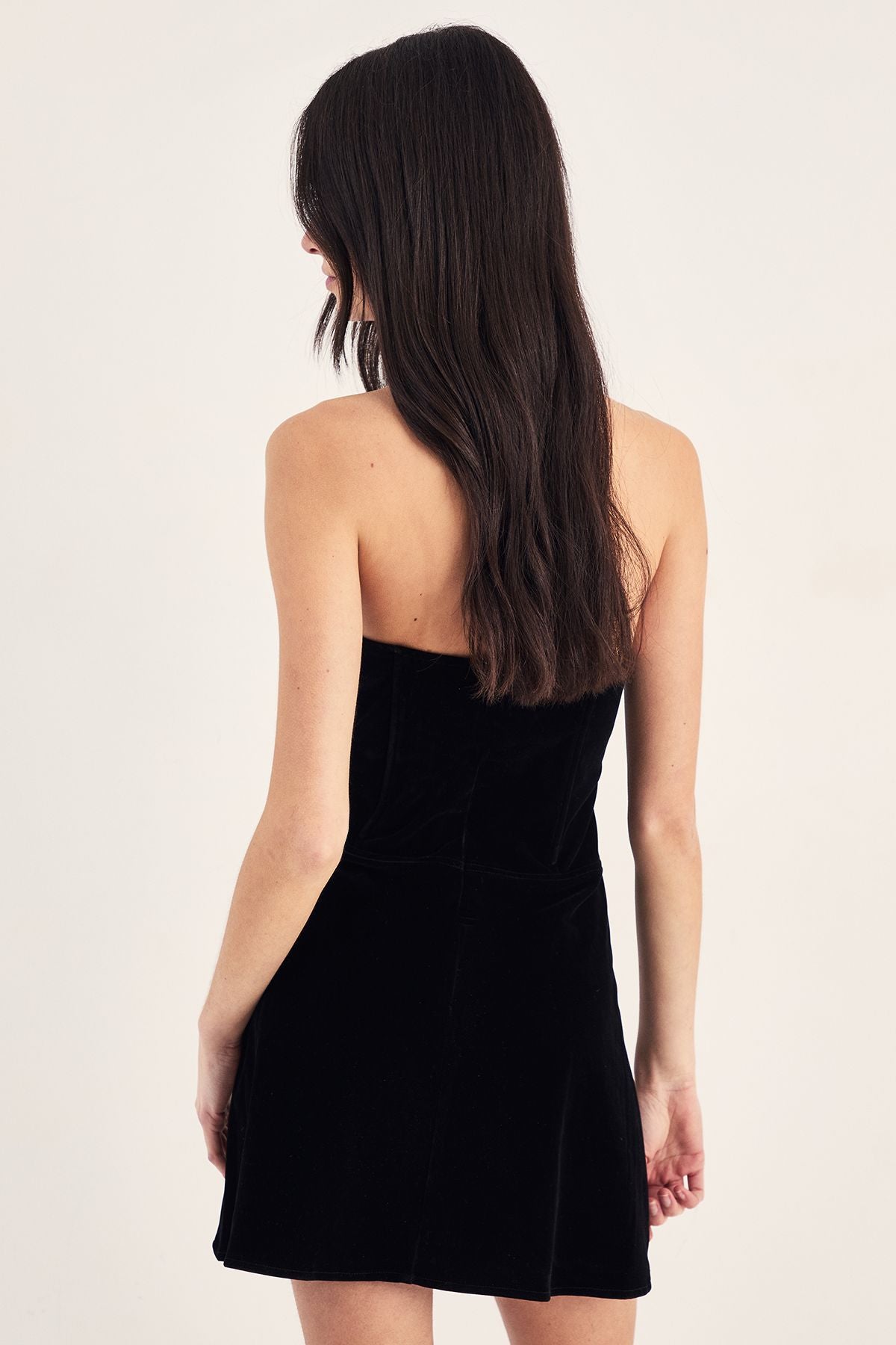 https://mediahub.prettylittlething.com/bgg27619_black_xl_2