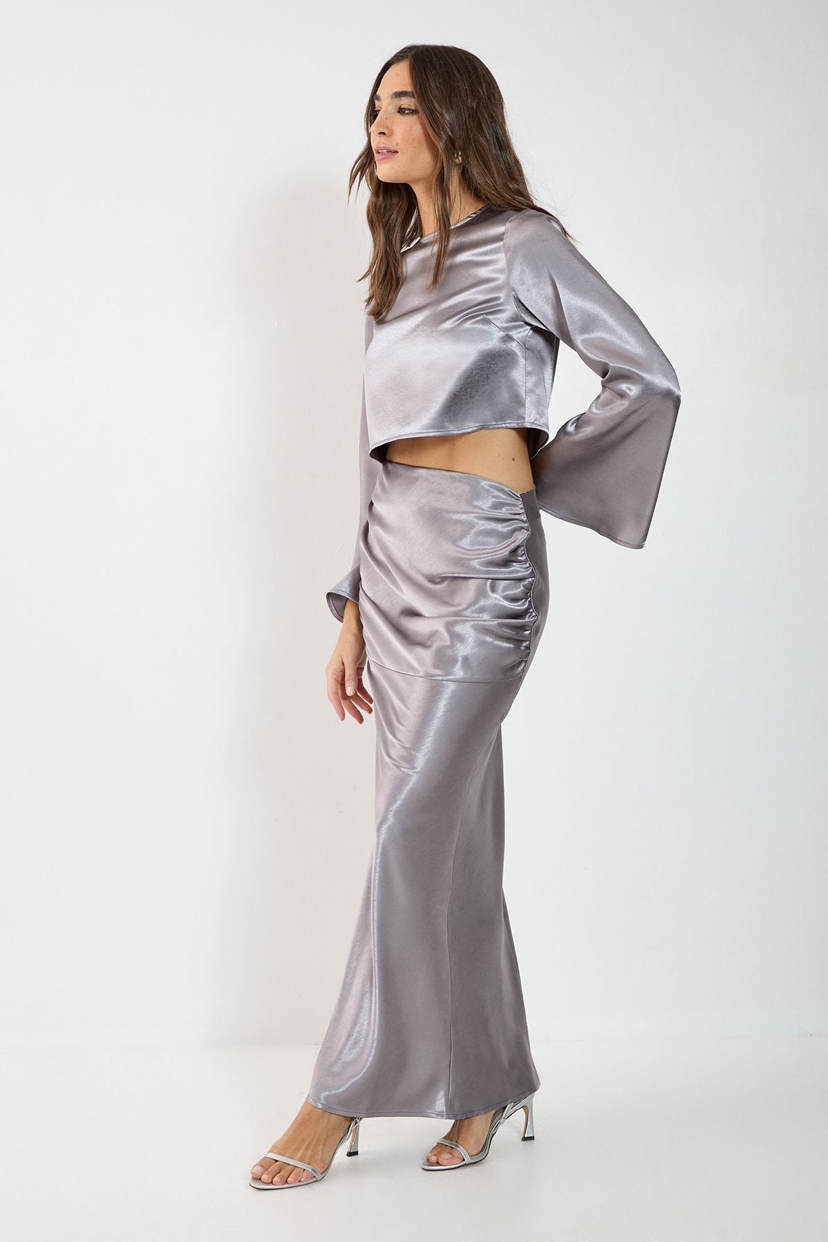 https://mediahub.prettylittlething.com/bgg27621_silver_xl_2