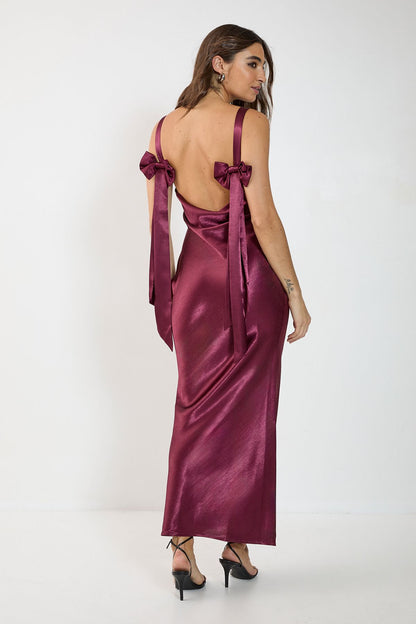 https://mediahub.prettylittlething.com/bgg27626_wine_xl_3