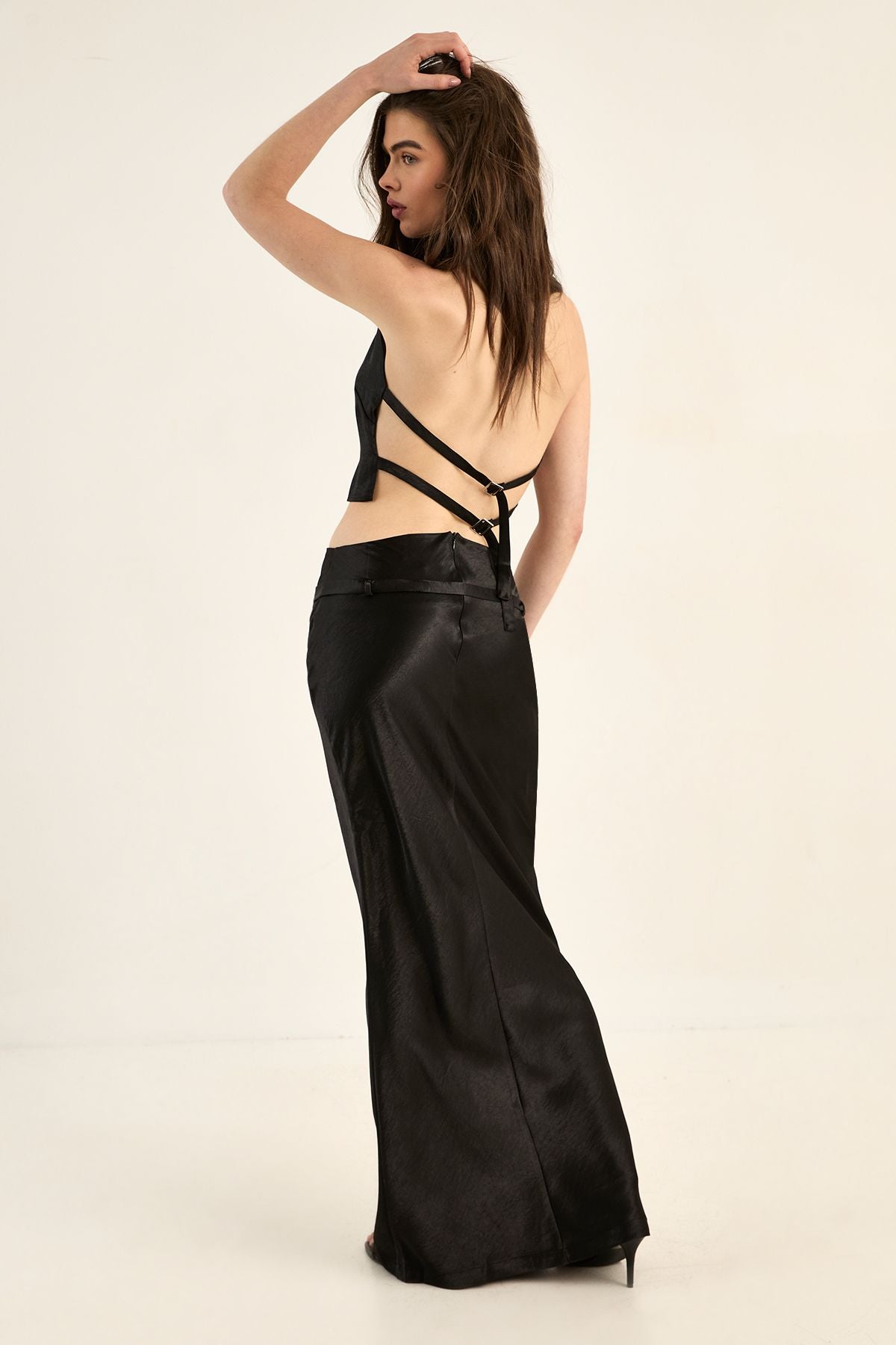 https://mediahub.prettylittlething.com/bgg27628_black_xl_3