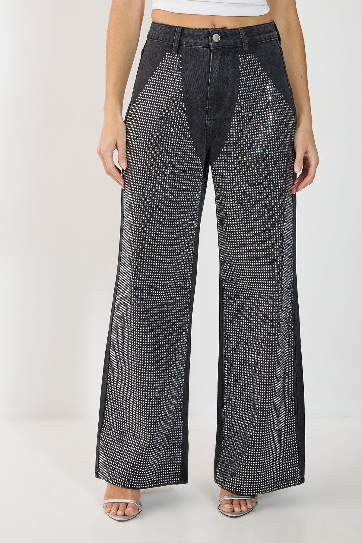 https://mediahub.prettylittlething.com/bgg27659_washed%20black_xl_1
