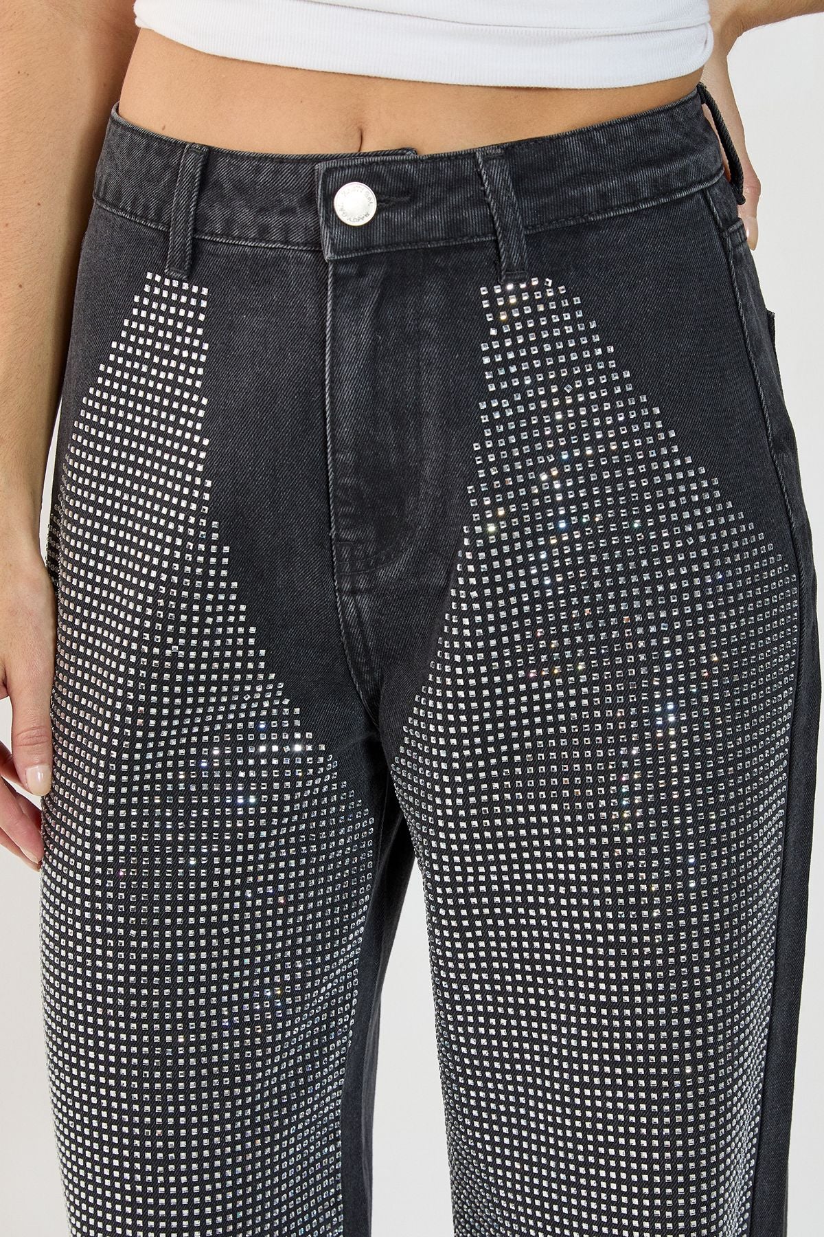 https://mediahub.prettylittlething.com/bgg27659_washed%20black_xl_2
