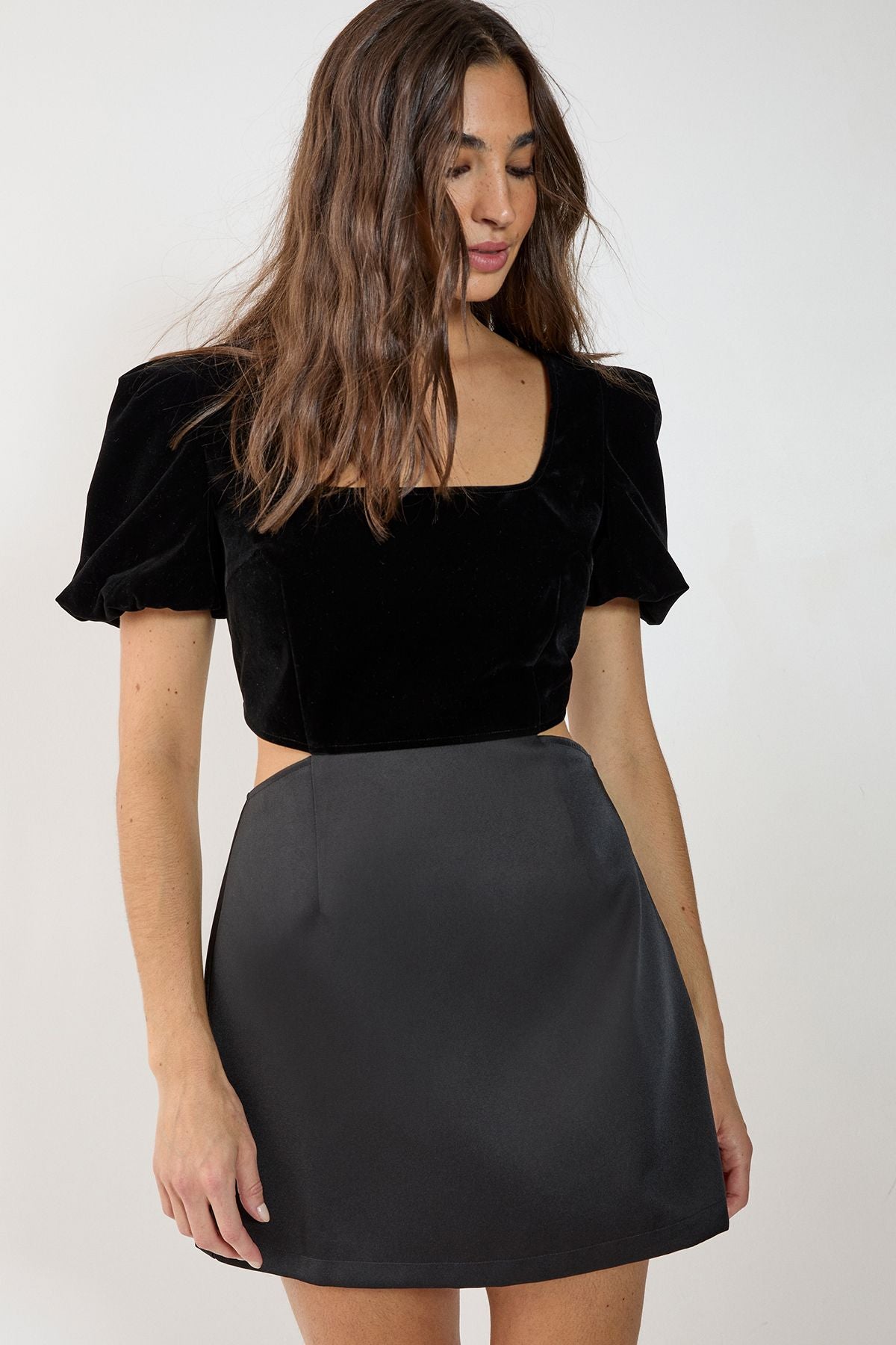 https://mediahub.prettylittlething.com/bgg27677_black_xl_1