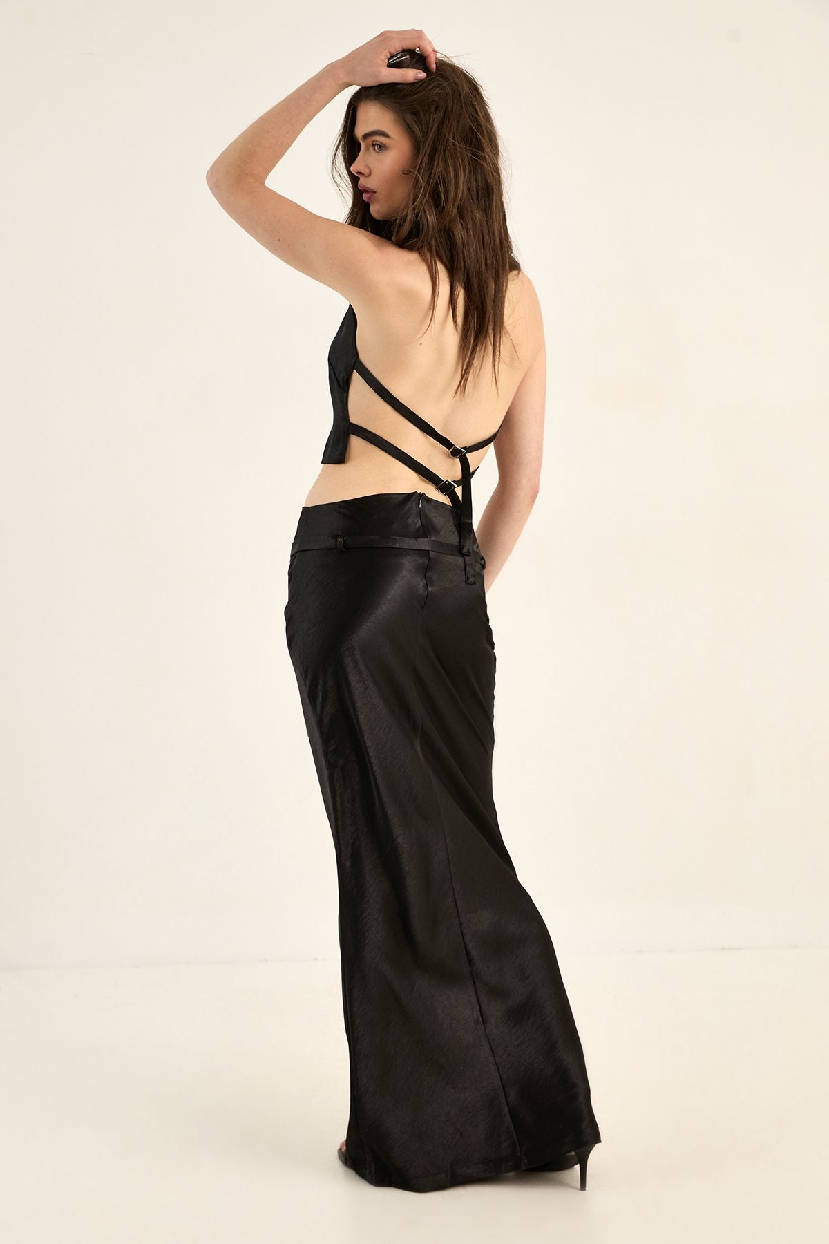 https://mediahub.prettylittlething.com/bgg27695_black_xl_3