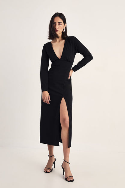 https://mediahub.prettylittlething.com/bgg27703_black_xl