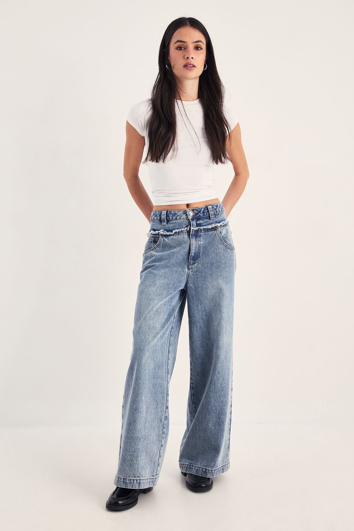 https://mediahub.prettylittlething.com/bgg27733_authentic%20midwash_xl