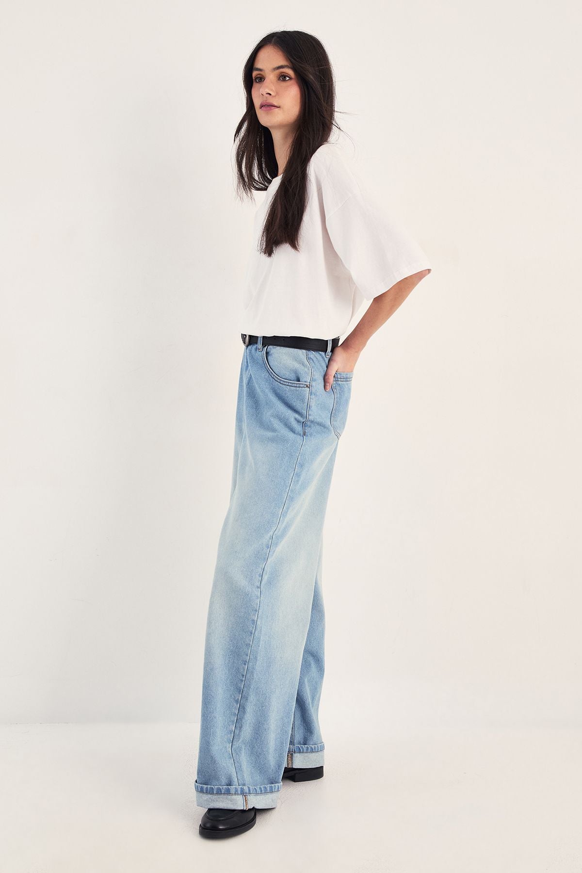 https://mediahub.prettylittlething.com/bgg27742_pale%20wash_xl_2
