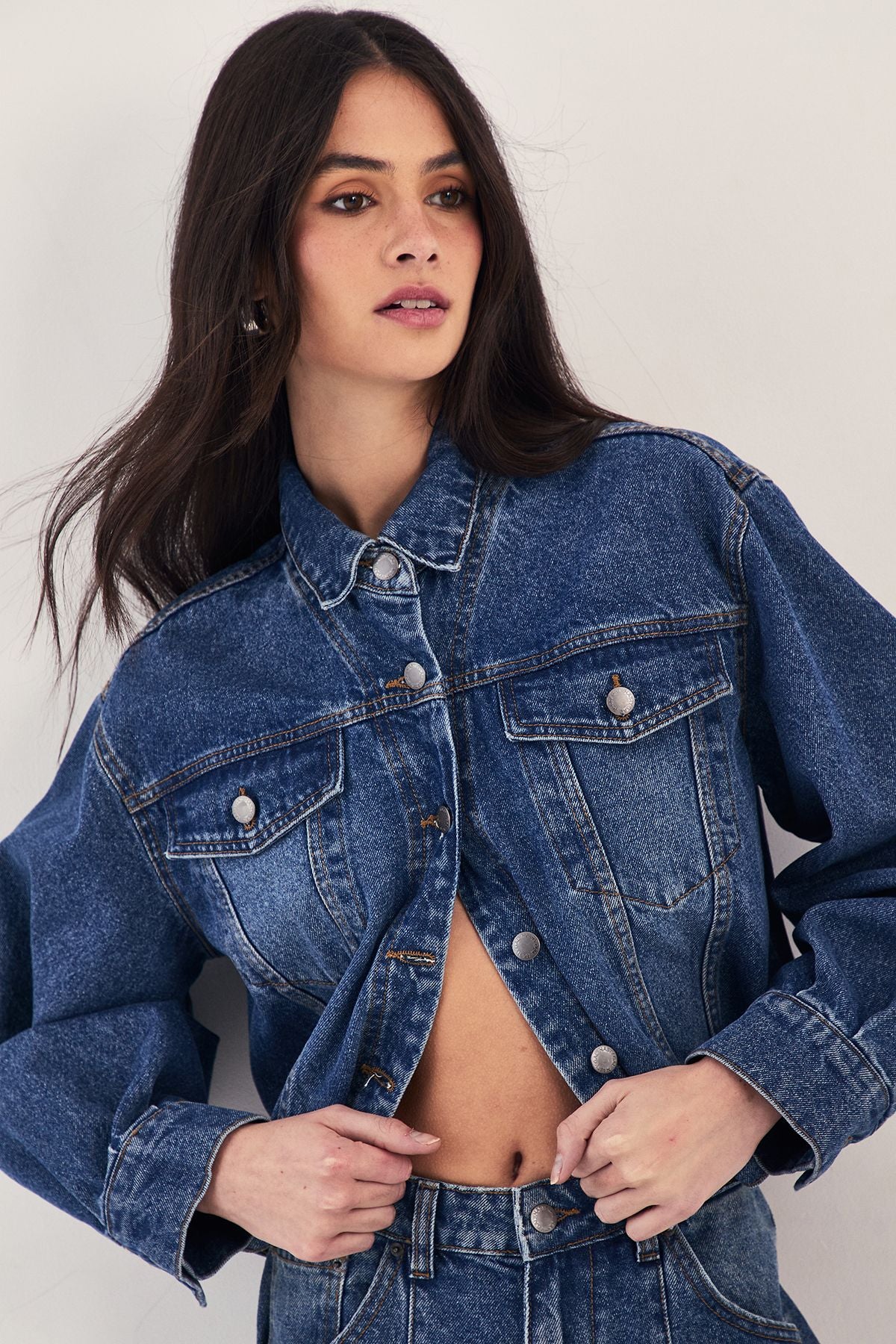 https://mediahub.prettylittlething.com/bgg27744_authentic%20midwash_xl_2
