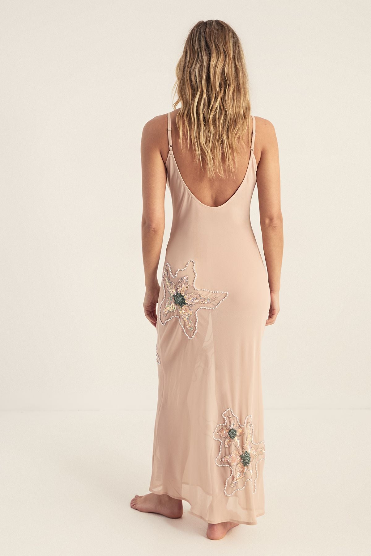 https://mediahub.prettylittlething.com/bgg27766_nude_xl_3