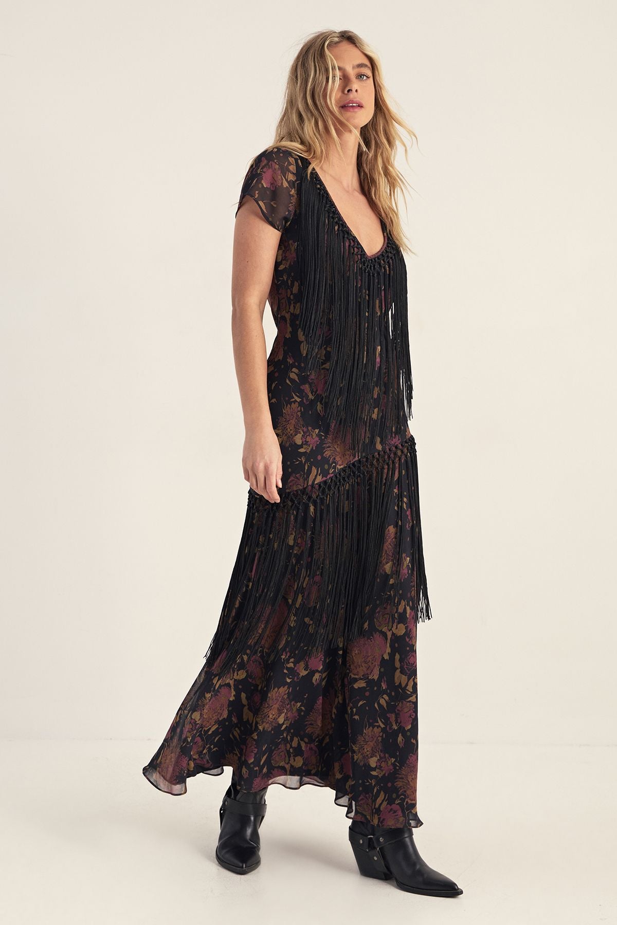 https://mediahub.prettylittlething.com/bgg27820_black_xl