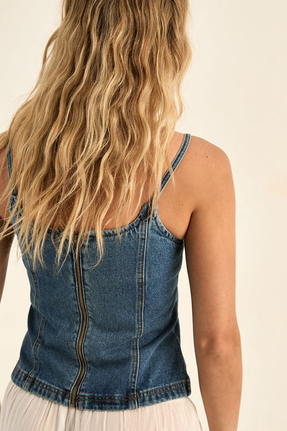 https://mediahub.prettylittlething.com/bgg27839_authentic%20midwash_xl_2
