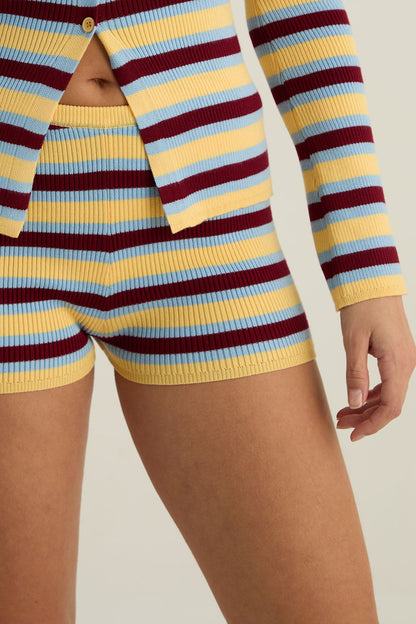 https://mediahub.prettylittlething.com/bgg27858_yellow_xl_4