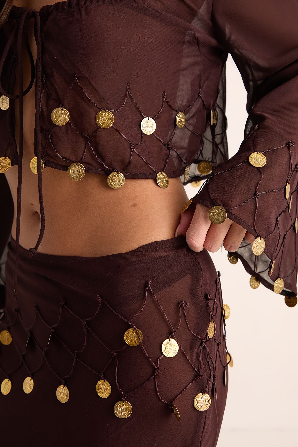 https://mediahub.prettylittlething.com/bgg27864_chocolate_xl_1