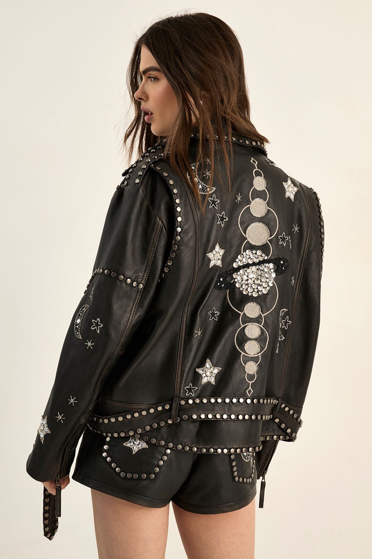 https://mediahub.prettylittlething.com/bgg27872_black_xl_1