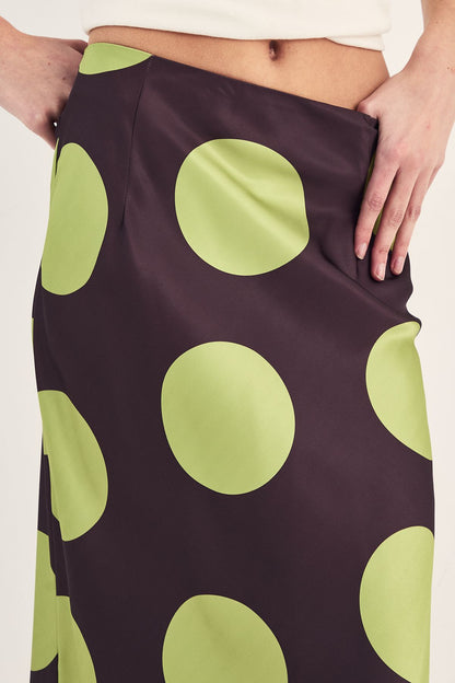 https://mediahub.prettylittlething.com/bgg27921_chocolate_xl_4