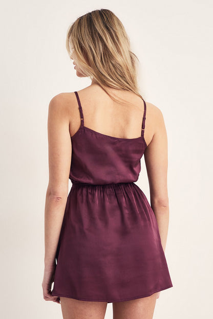 https://mediahub.prettylittlething.com/bgg27925_plum_xl_3