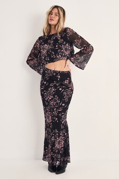 https://mediahub.prettylittlething.com/bgg28013_black_xl_2