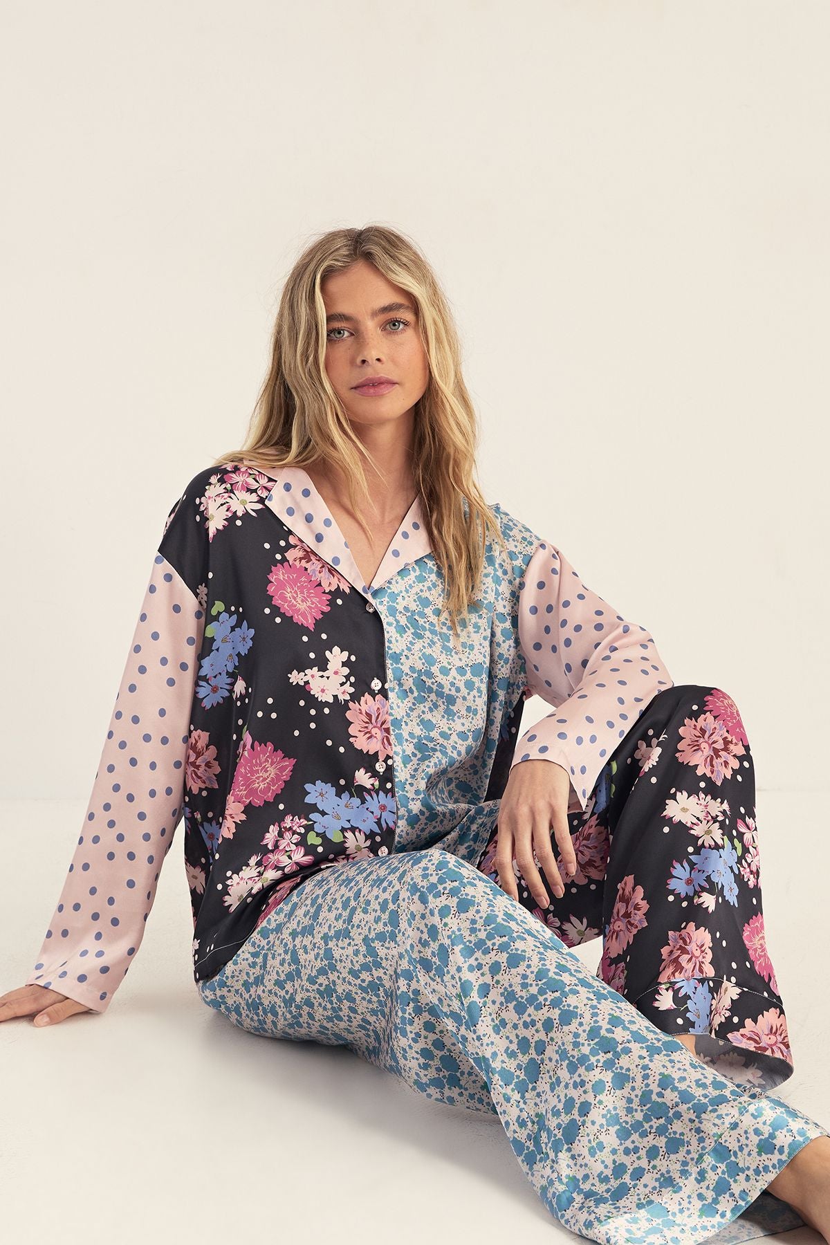 https://mediahub.prettylittlething.com/bgg28067_multi_xl