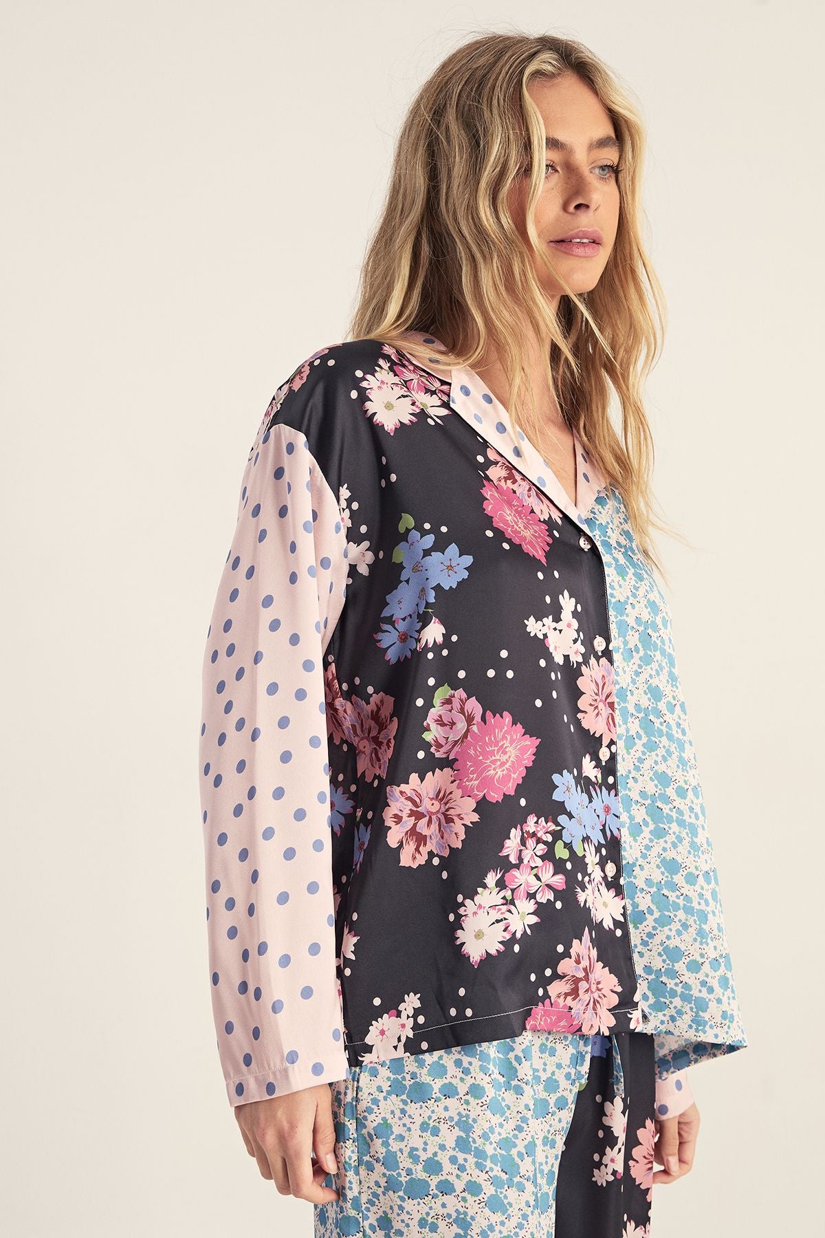 https://mediahub.prettylittlething.com/bgg28067_multi_xl_2