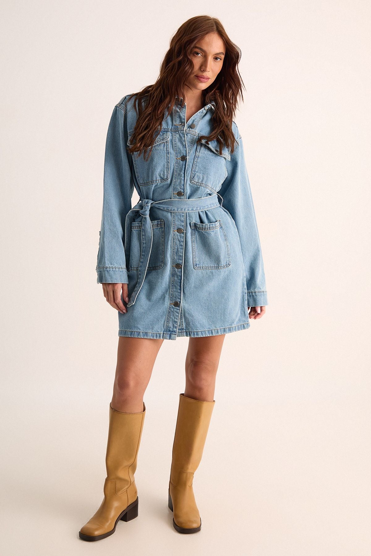 https://mediahub.prettylittlething.com/bgg28128_bleach%20wash_xl