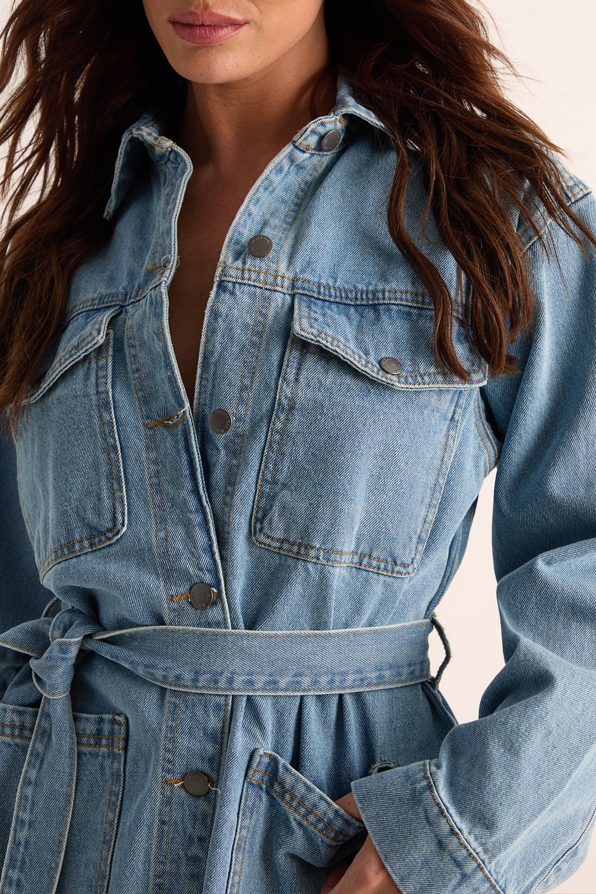 https://mediahub.prettylittlething.com/bgg28128_bleach%20wash_xl_2