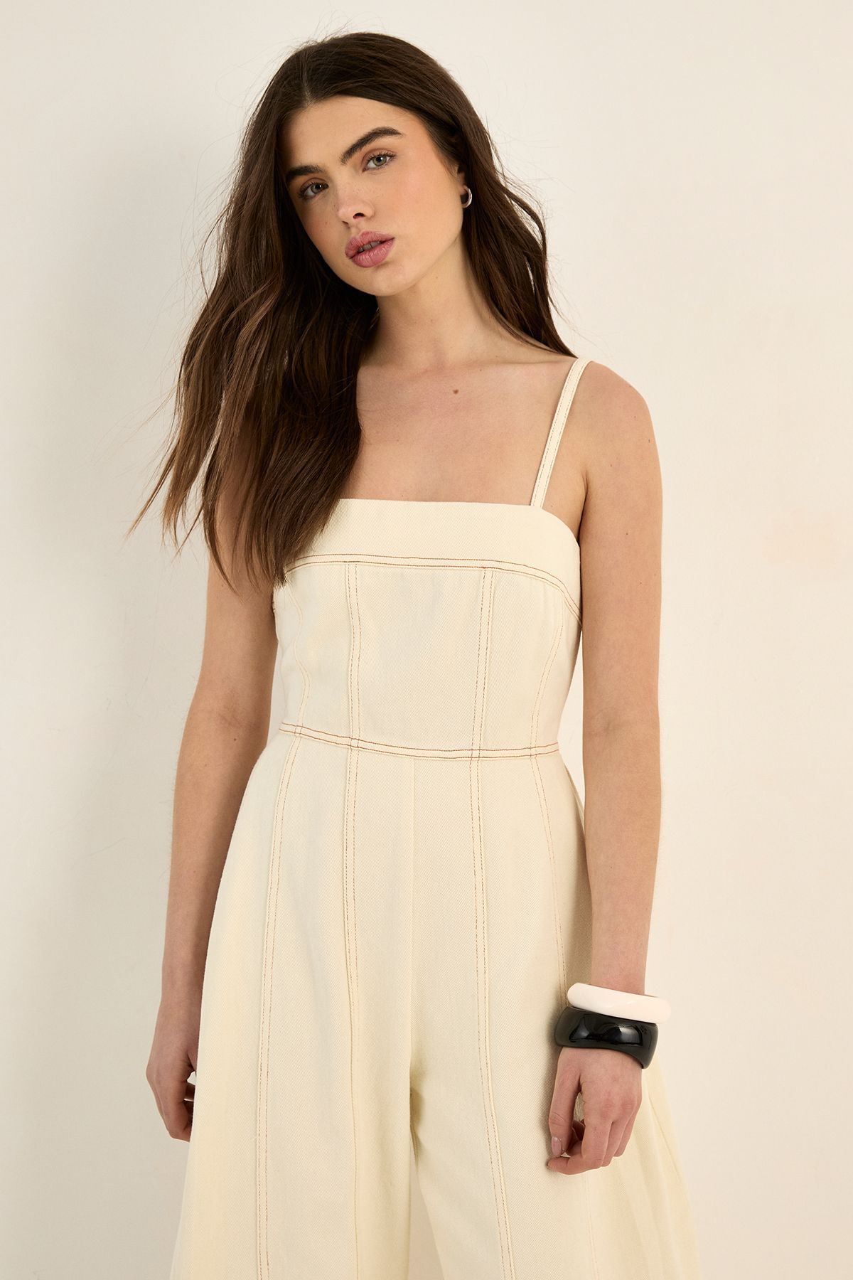 https://mediahub.prettylittlething.com/bgg28182_ecru_xl_1
