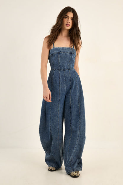 https://mediahub.prettylittlething.com/bgg28182_vintage%20wash_xl_2