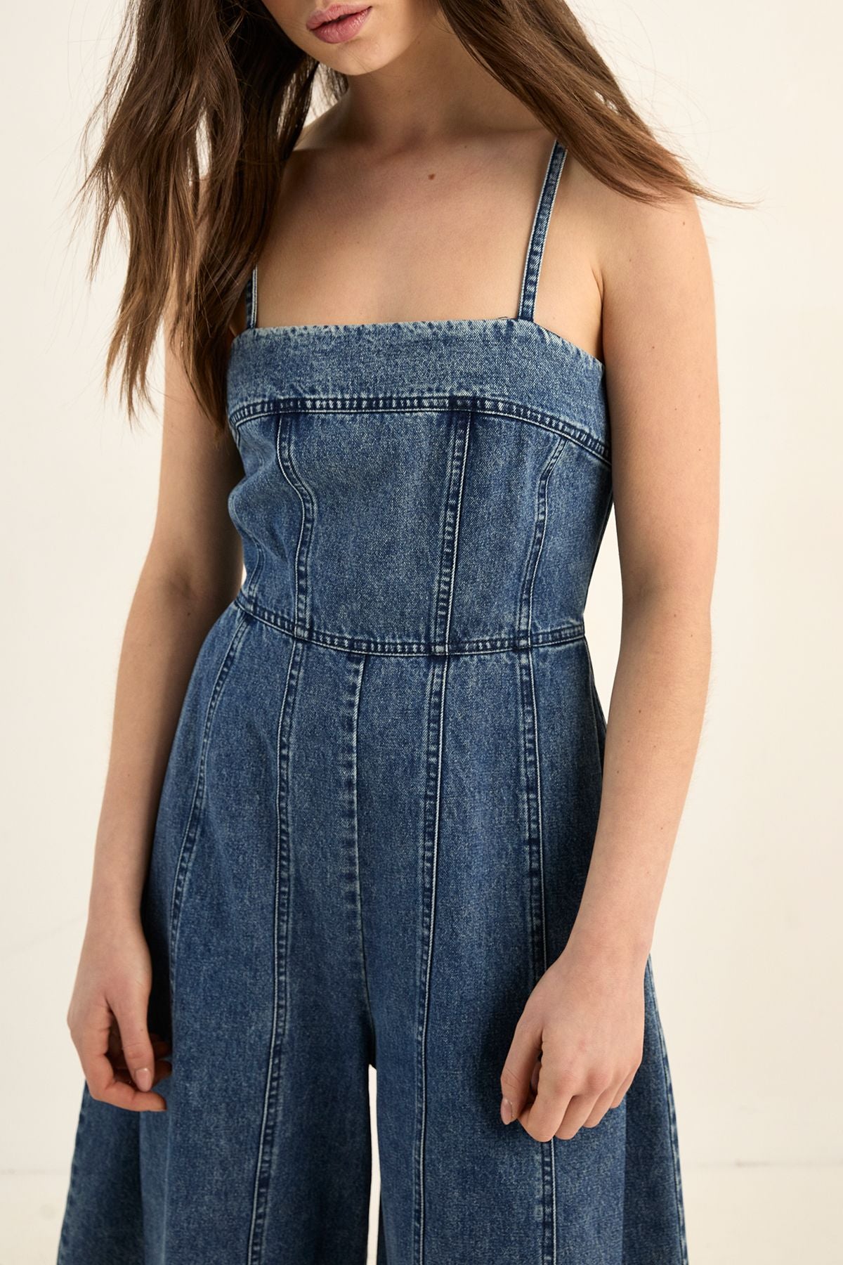 https://mediahub.prettylittlething.com/bgg28182_vintage%20wash_xl_4