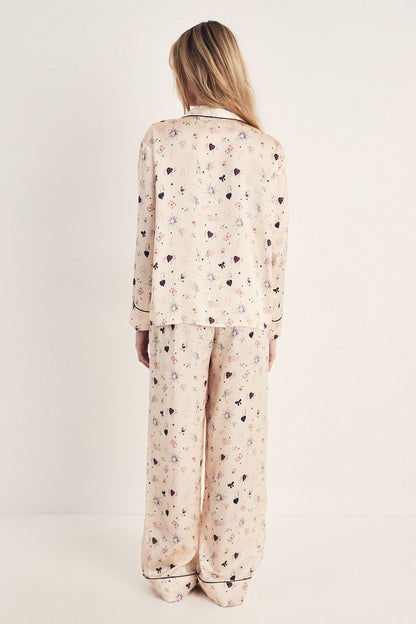 https://mediahub.prettylittlething.com/bgg28187_white_xl_3
