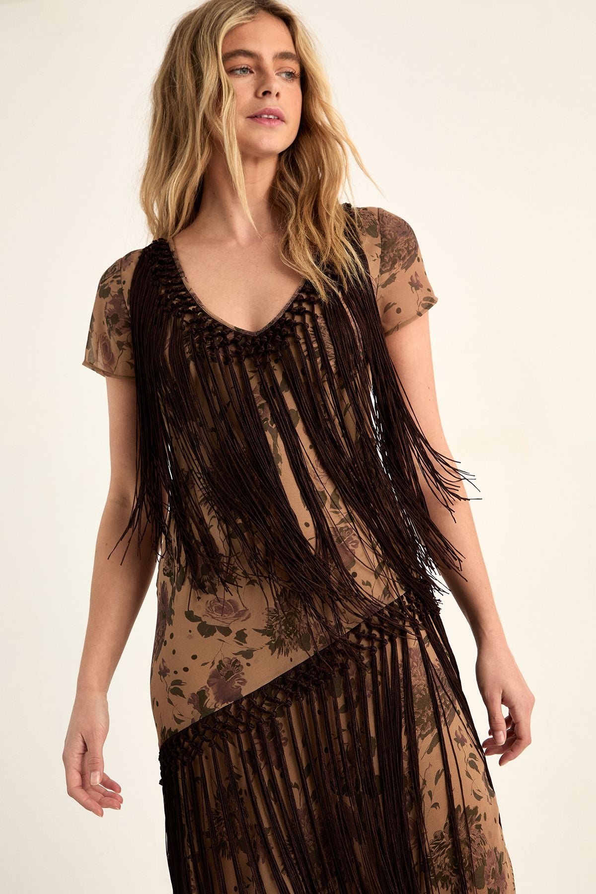 https://mediahub.prettylittlething.com/bgg28196_beige_xl_1