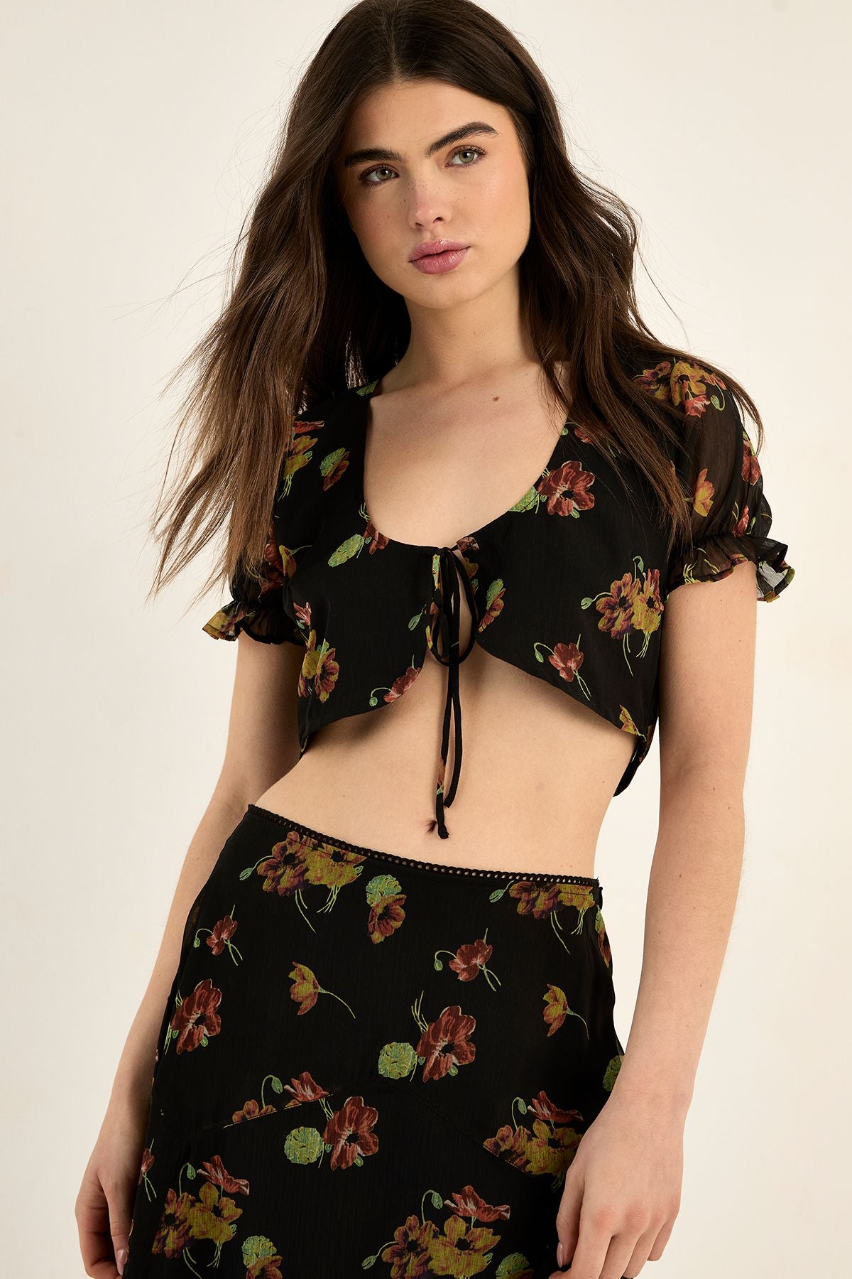 https://mediahub.prettylittlething.com/bgg28240_black_xl_2