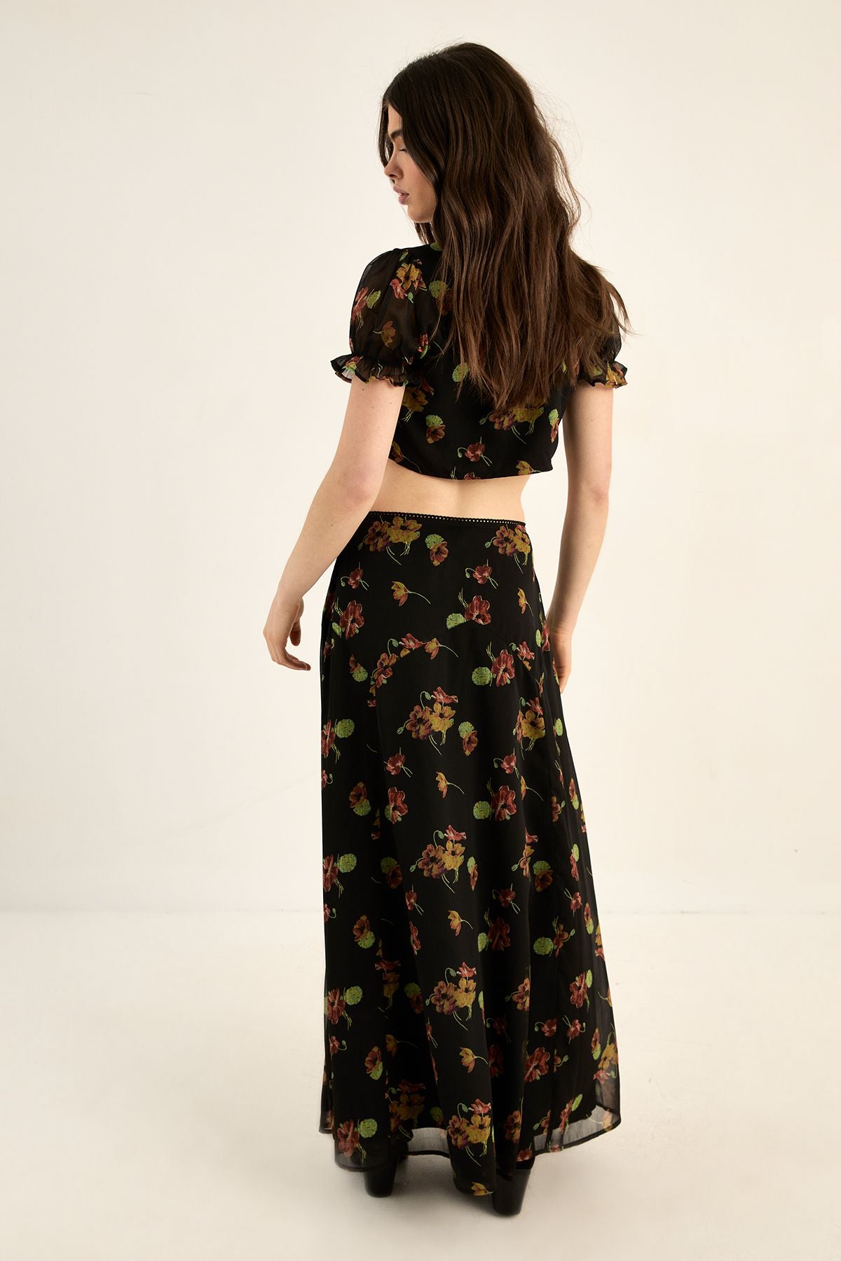 https://mediahub.prettylittlething.com/bgg28241_black_xl_3