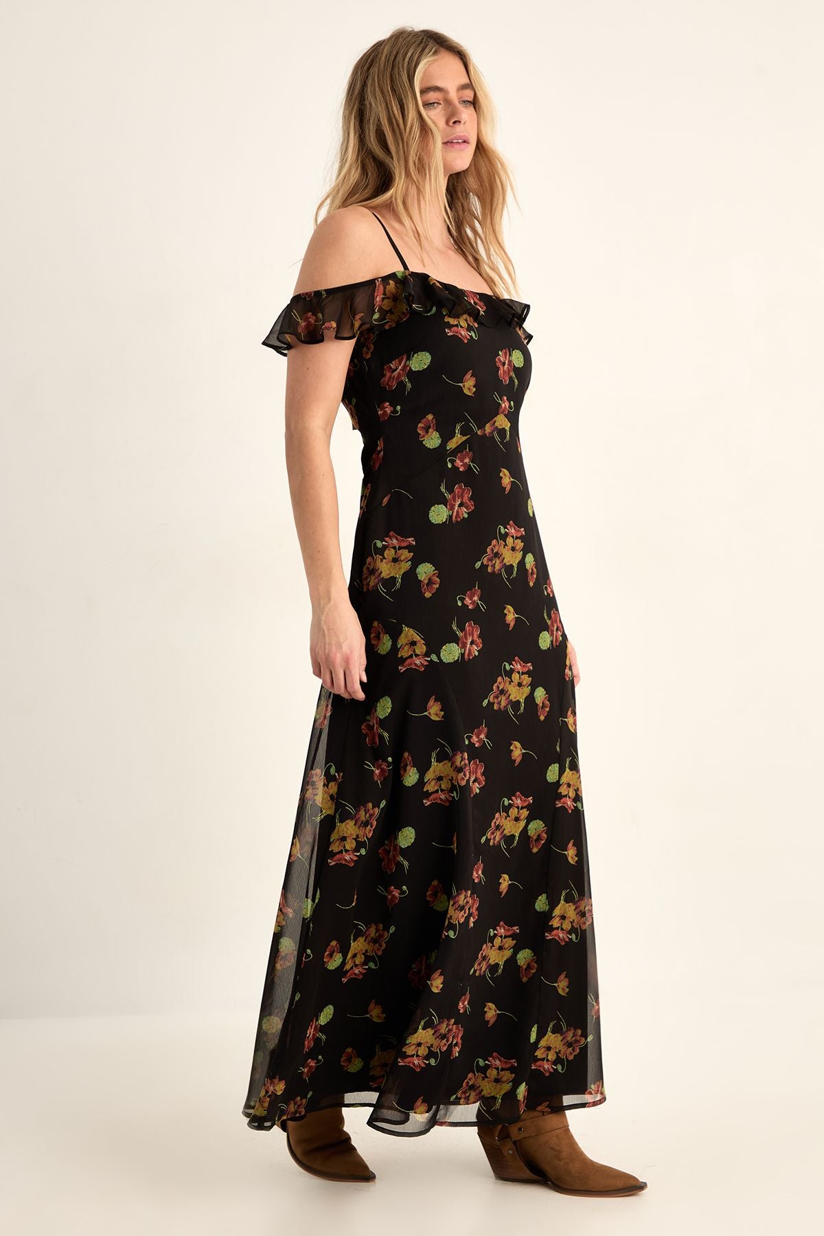 https://mediahub.prettylittlething.com/bgg28242_black_xl