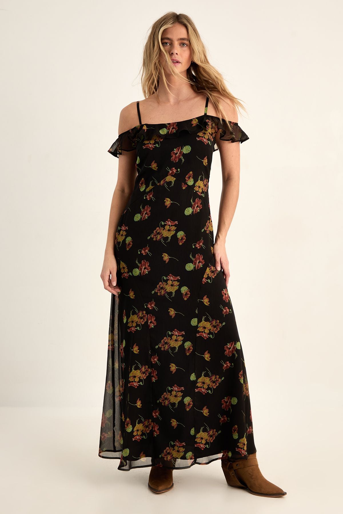https://mediahub.prettylittlething.com/bgg28242_black_xl_2