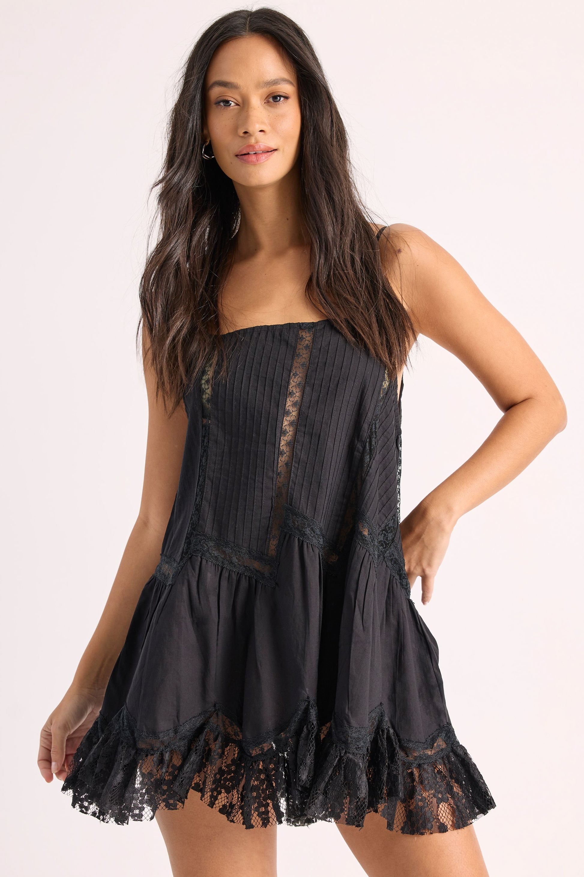 https://mediahub.prettylittlething.com/bgg28279_black_xl