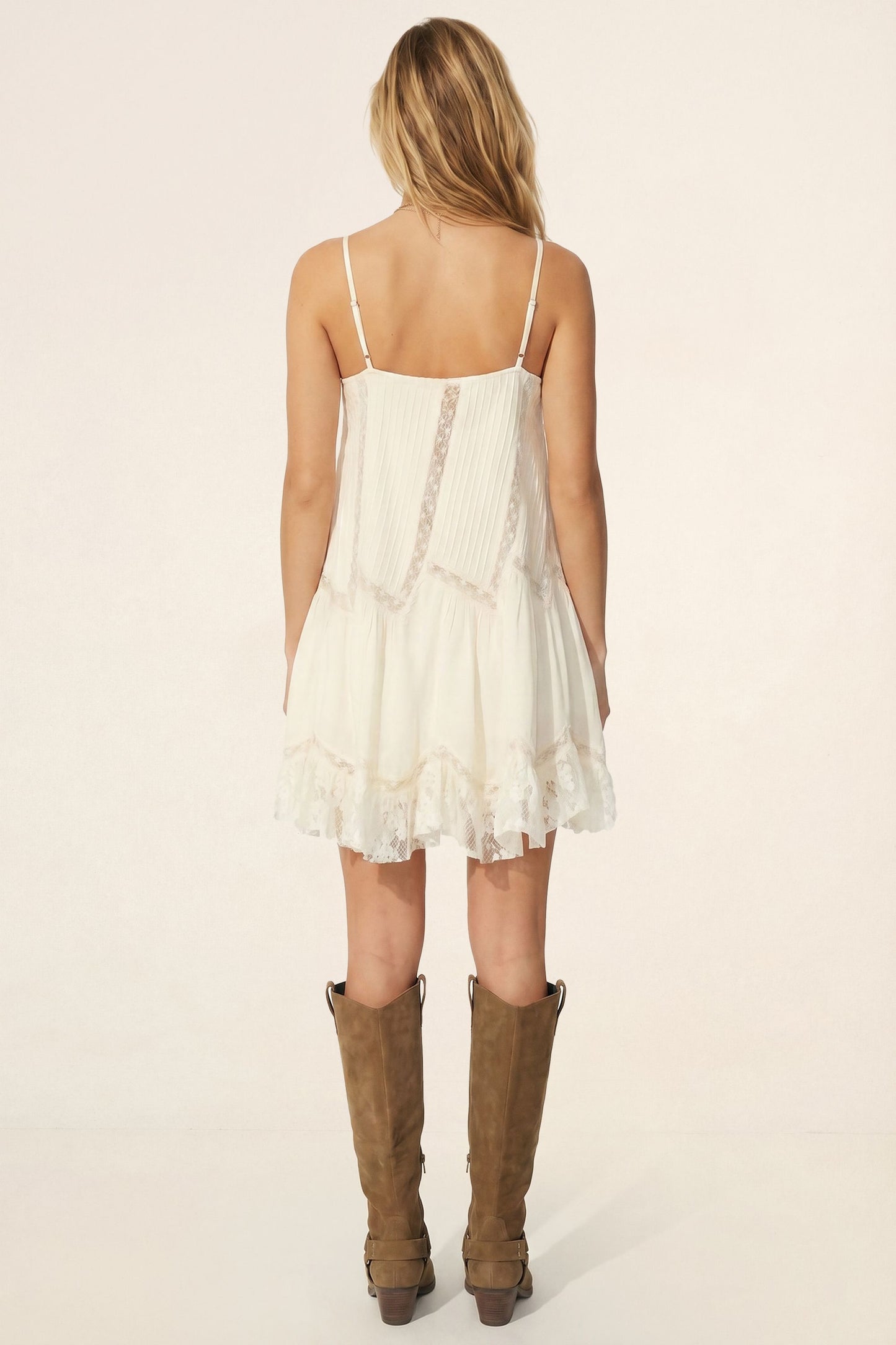 https://mediahub.prettylittlething.com/bgg28279_cream_xl_2