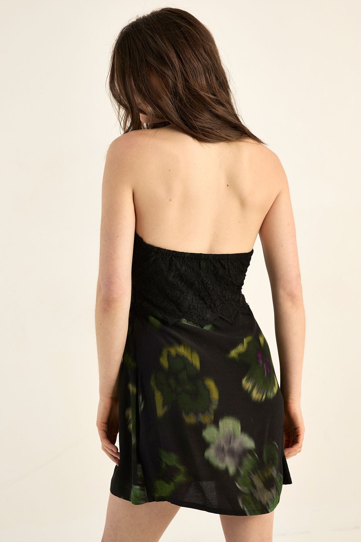 https://mediahub.prettylittlething.com/bgg28325_black_xl_3