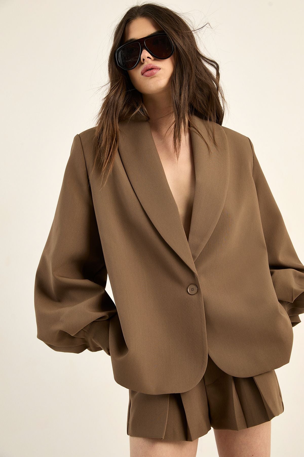 https://mediahub.prettylittlething.com/bgg28369_brown_xl