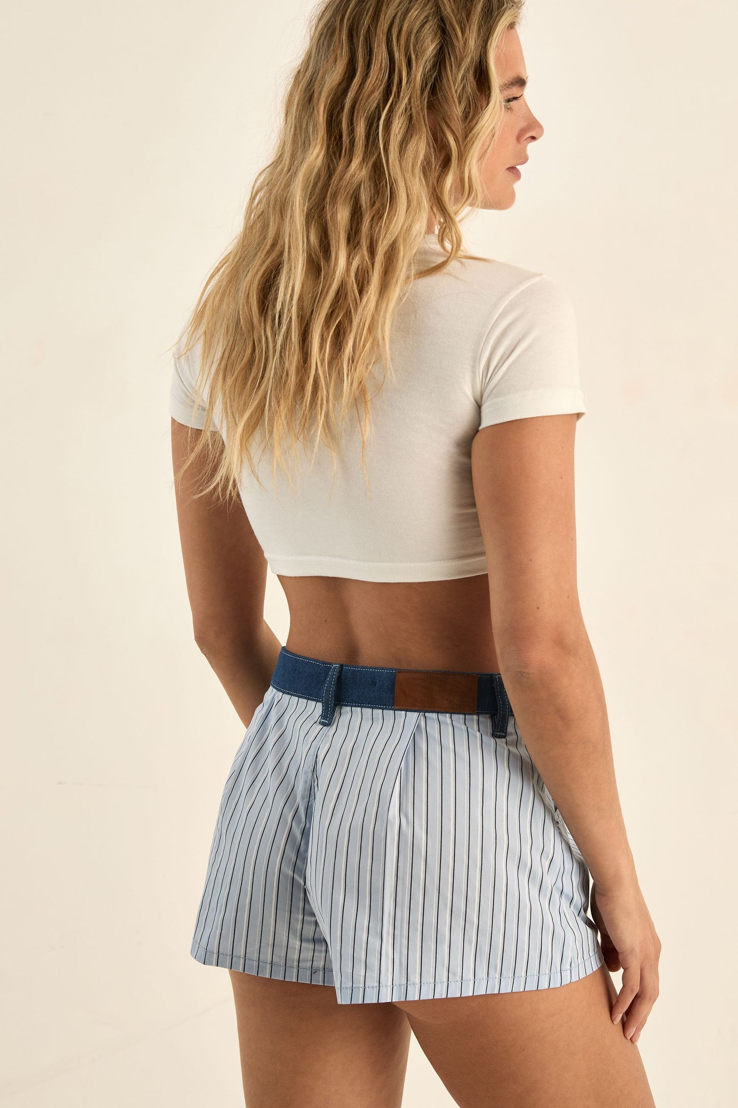 https://mediahub.prettylittlething.com/bgg28418_blue_xl_2