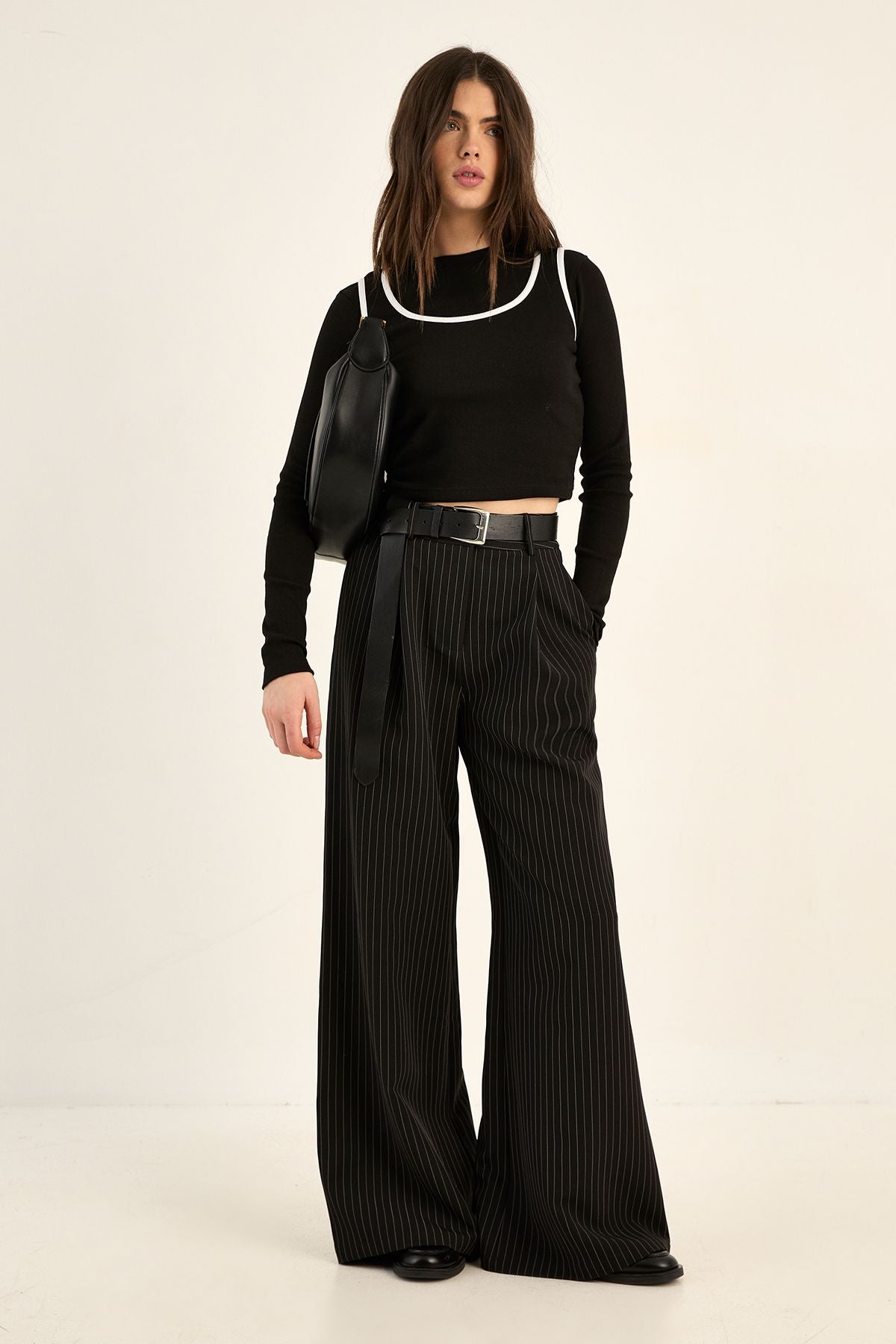 https://mediahub.prettylittlething.com/bgg28429_black_xl