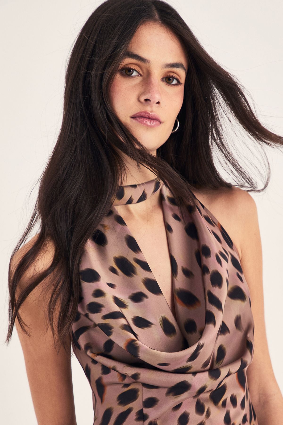 https://mediahub.prettylittlething.com/bgg28458_tan_xl_2