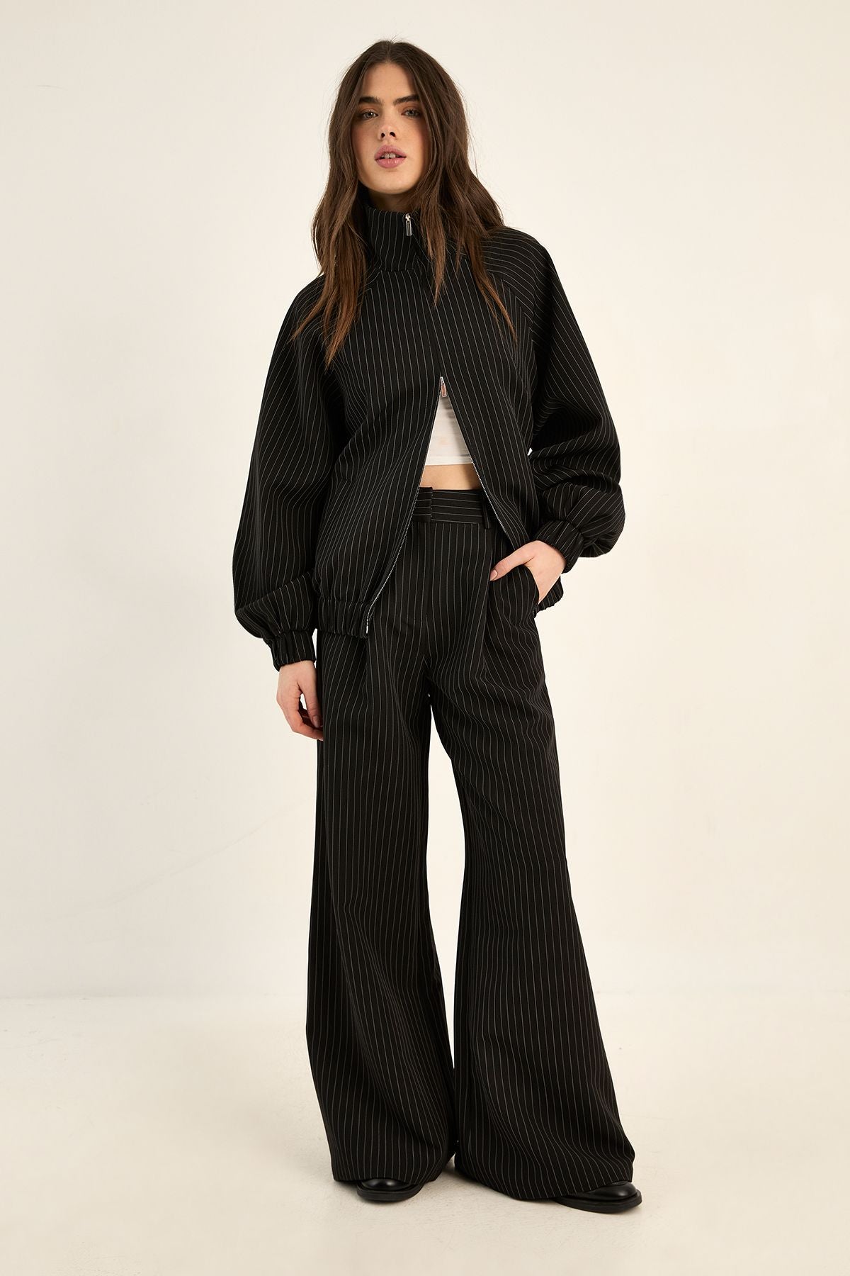 https://mediahub.prettylittlething.com/bgg28490_black_xl